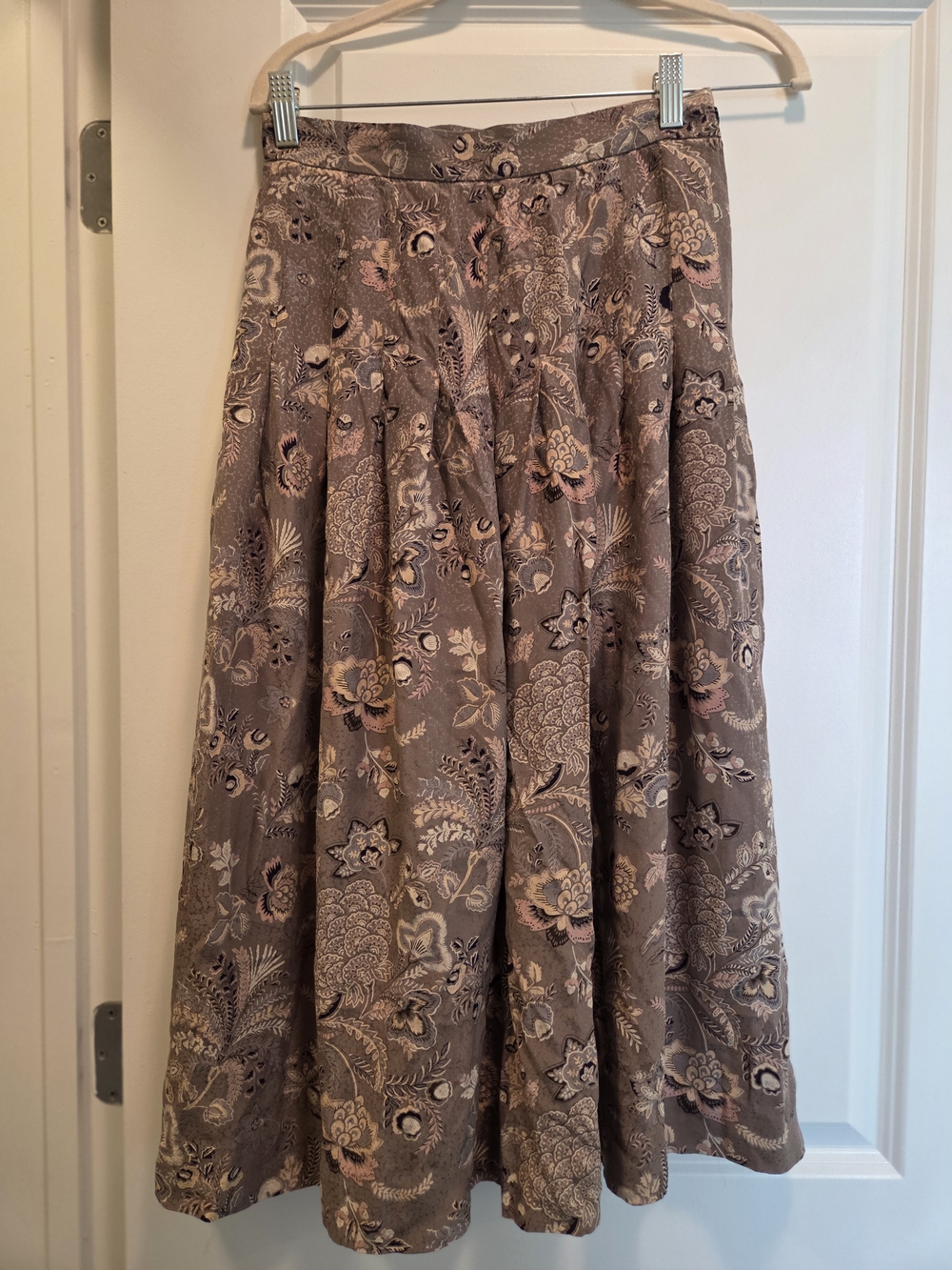 Vintage Woodstock International 100% Silk Floral Midi Skirt Size 10 Made USA